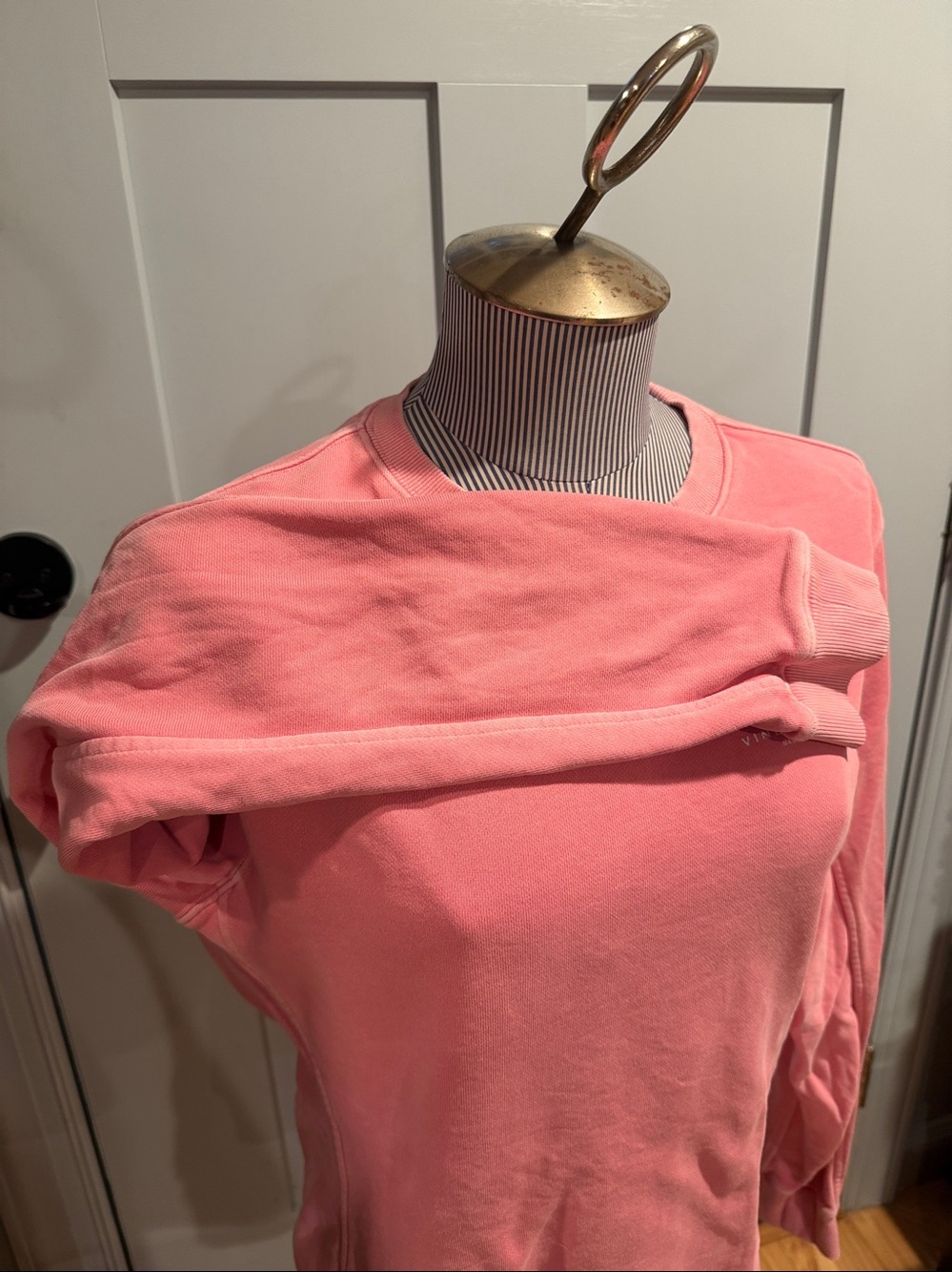 Vineyard Vines Soft Pink  Crewneck Pullover Size Small - Picture 6 of 10